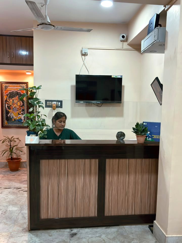 Reception & Front Desk